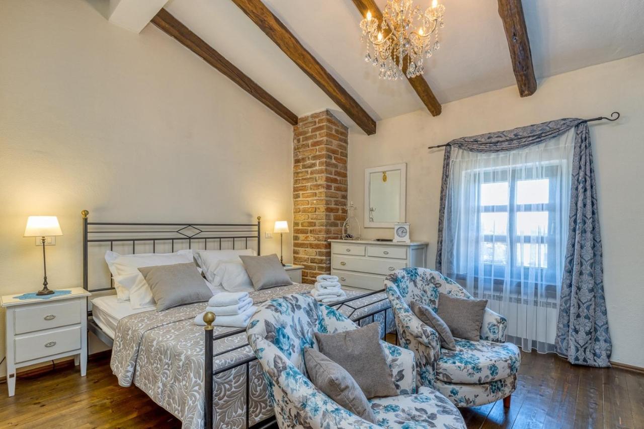 Villa Santolina Baderna Bagian luar foto