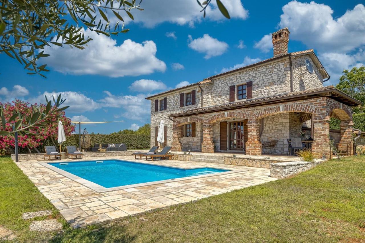 Villa Santolina Baderna Bagian luar foto