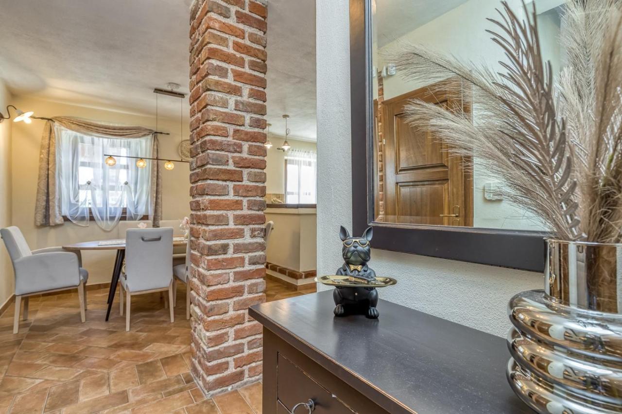 Villa Santolina Baderna Bagian luar foto